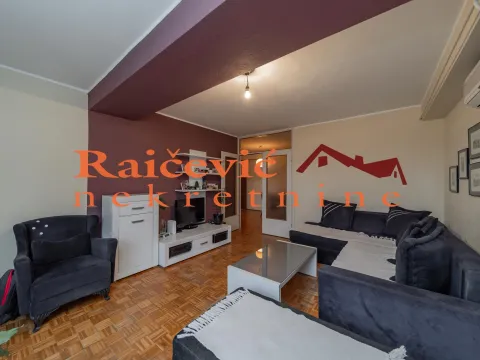 Prodaja, trosoban stan, 87m², Botanička Bašta, Palilula Sve Podlokacije - image 2