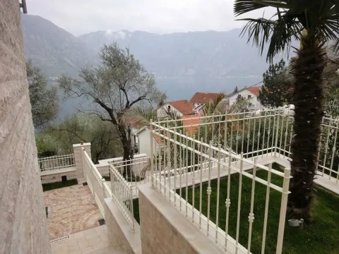 Prodaja, kuća, 585m², Stoliv, Kotor - image 3