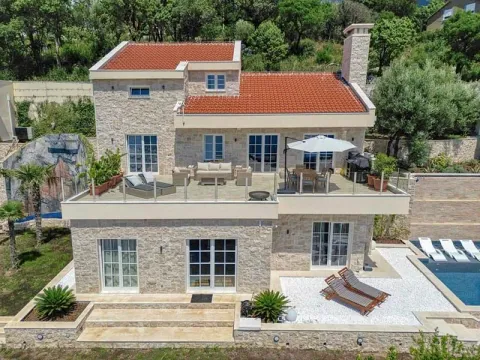 House for Sale, 230m2, Podi, Herceg Novi House for Sale, 230m2, Podi, Herceg Novi
