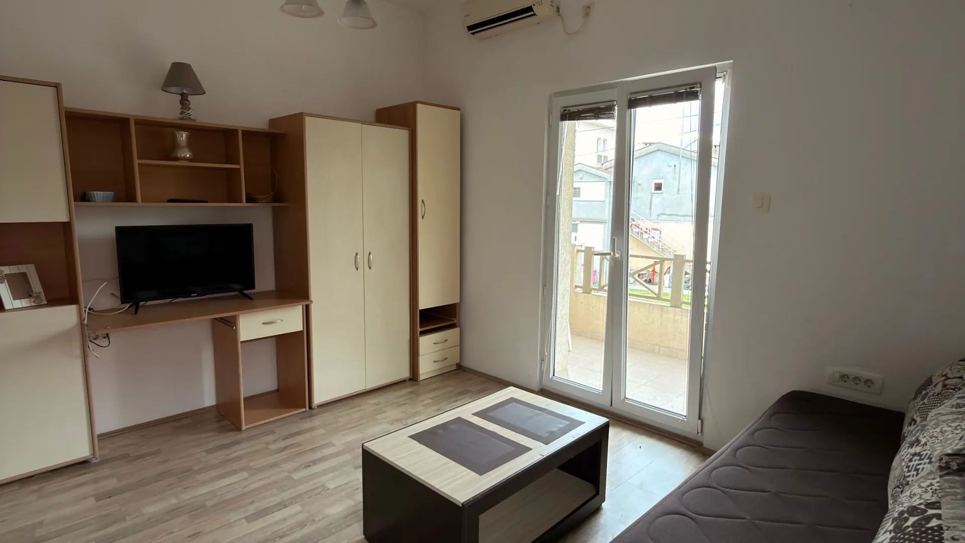 Rent, studio apartment, 28m², Blok 9, Podgorica