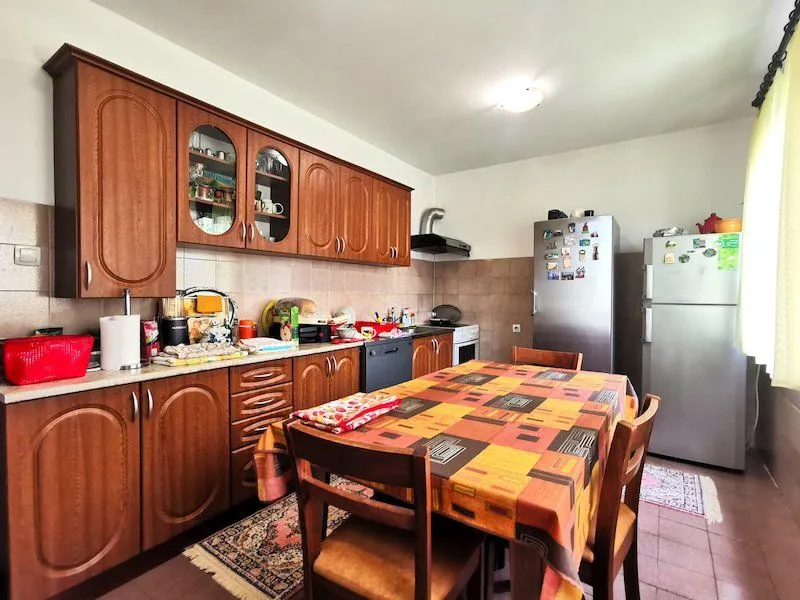Prodaja, kuća, 160m², Masline, Podgorica