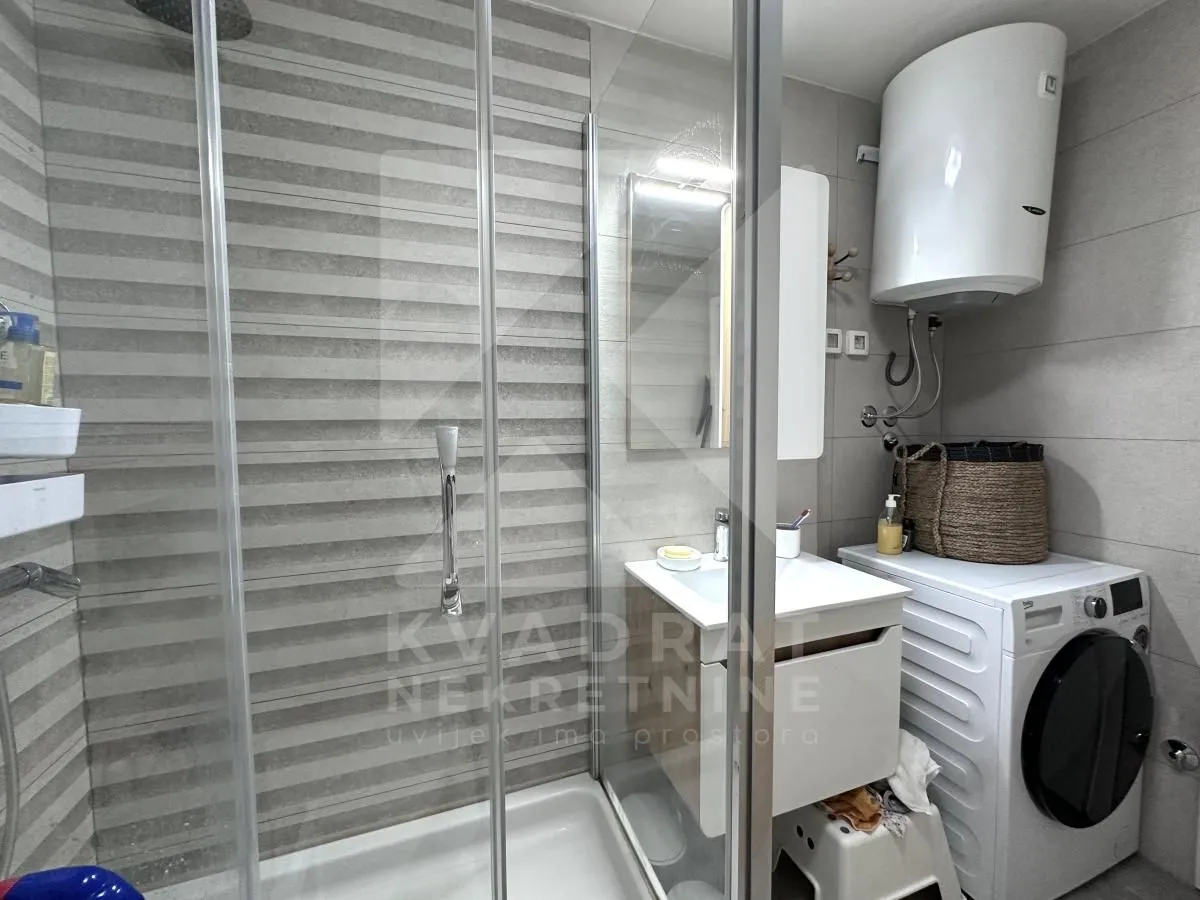 Prodaja, dvosoban stan, 67m², Centar, Podgorica
