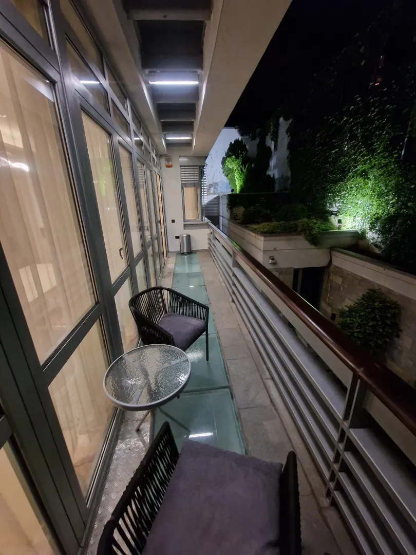Izdavanje, četvorosoban stan, 148m², Dedinje Sve Podlokacije, Beograd