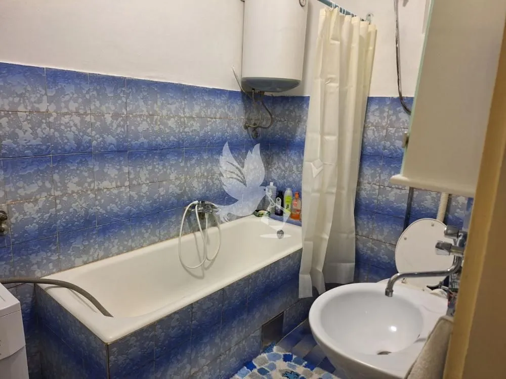 Prodaja, četvorosoban stan, 90m², Centar, Smederevo