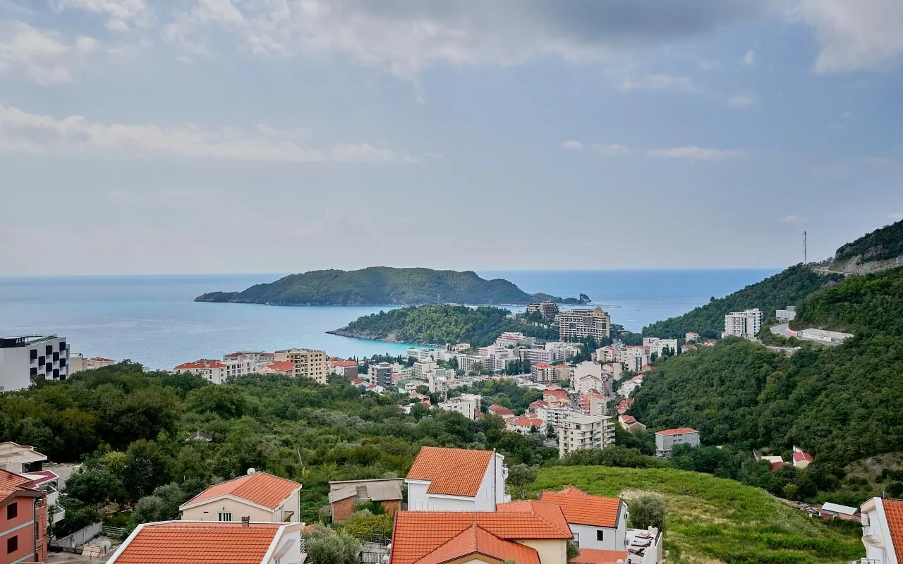 Sale, two bedroom apartment, 55m², Bečići, Budva