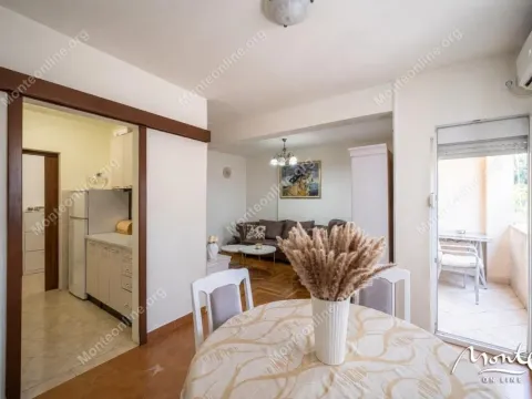 Sale, three bedroom apartment, 88m², Dobrota, Kotor - image 7