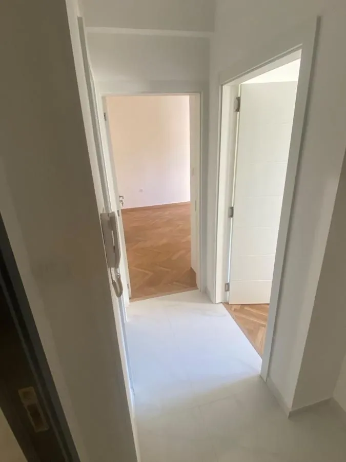 Prodaja, dvosoban stan, 40m², Banatić, Novi Sad Sve Podlokacije