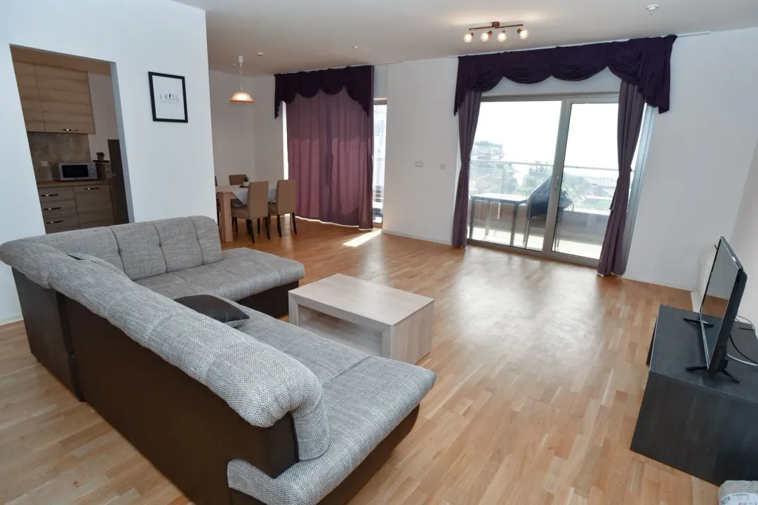 Sale, three bedroom apartment, 95m², Budva, Crna Gora