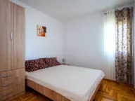 Rent, two bedroom apartment, 55m², Radovići, Tivat - image 7