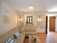 Prodaja, kuća, 251m², Prčanj, Kotor - image 5