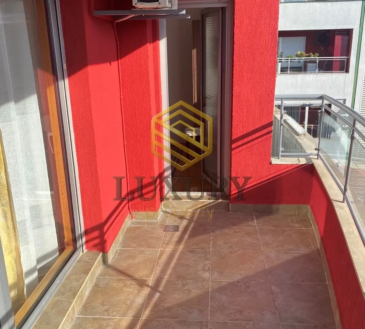 Izdavanje, jednosoban stan, 52m², Preko Morače, Podgorica