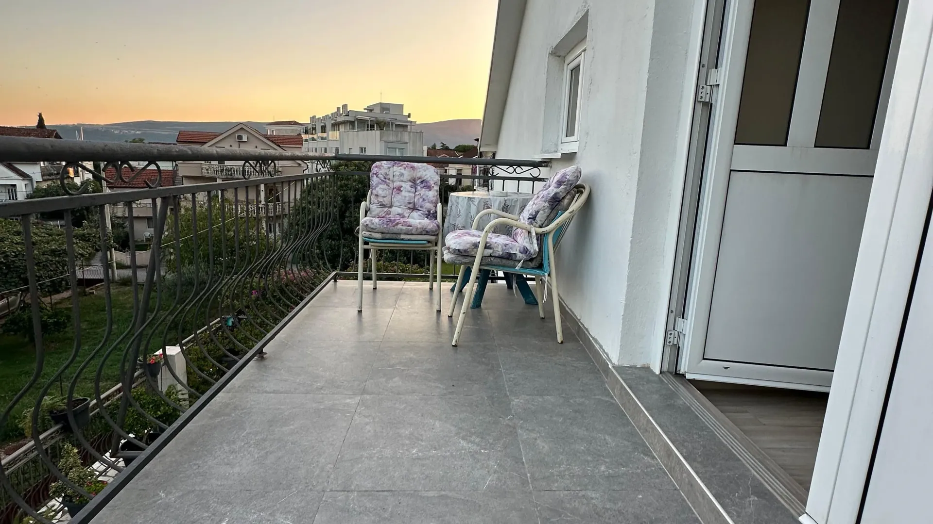 Rent, one bedroom apartment, 33m², Seljanovo, Tivat