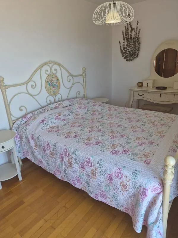 Prodaja, dvosoban stan, 69m², Petrovac, Budva