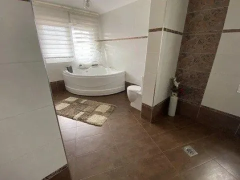 Sale, house, 300m², Lazi, Budva - image 19