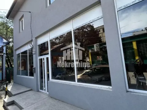 Rent, office space, 700m², Umka, Beograd - image 2