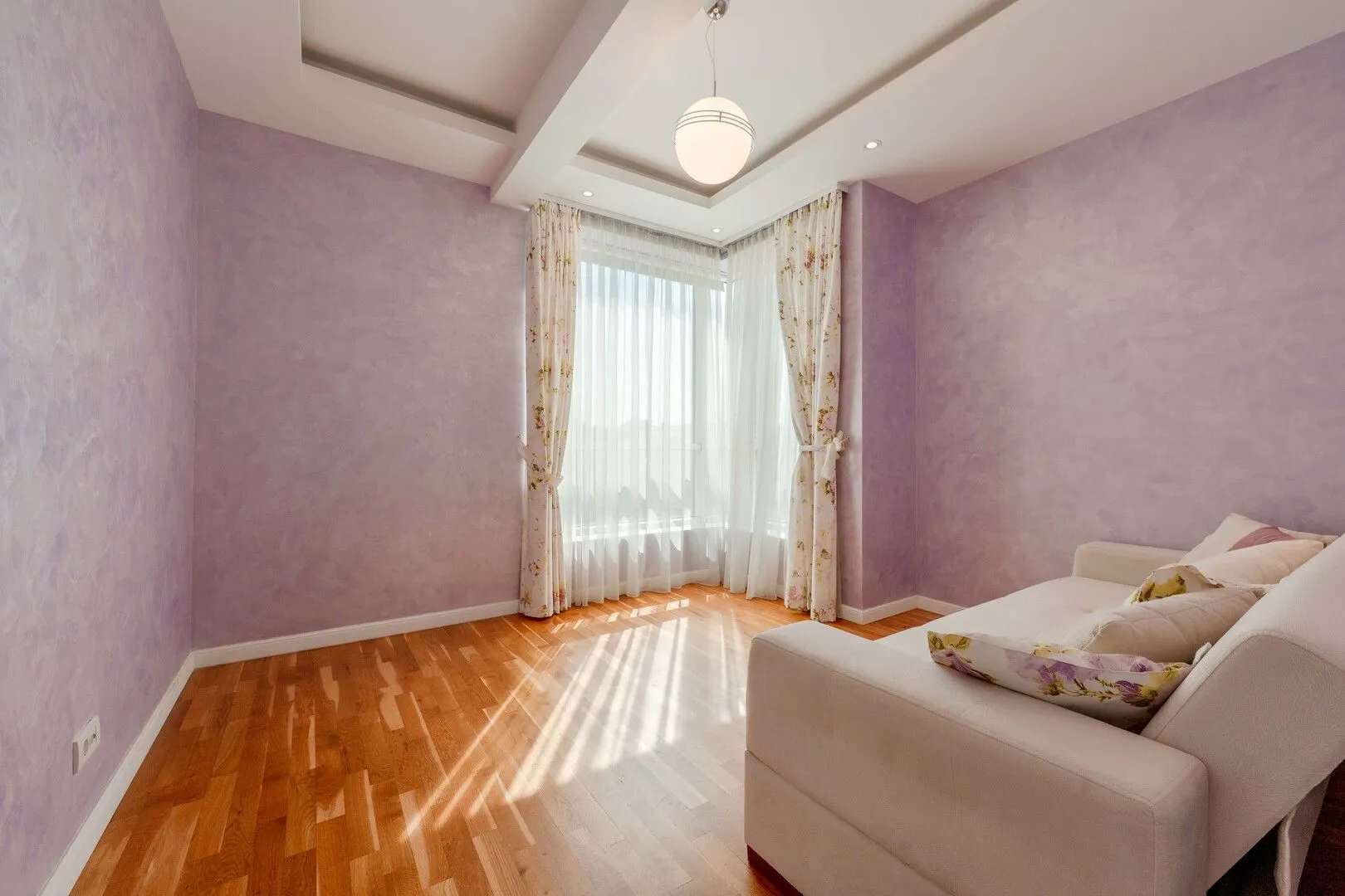 Prodaja, trosoban stan, 115m², Bečići, Budva