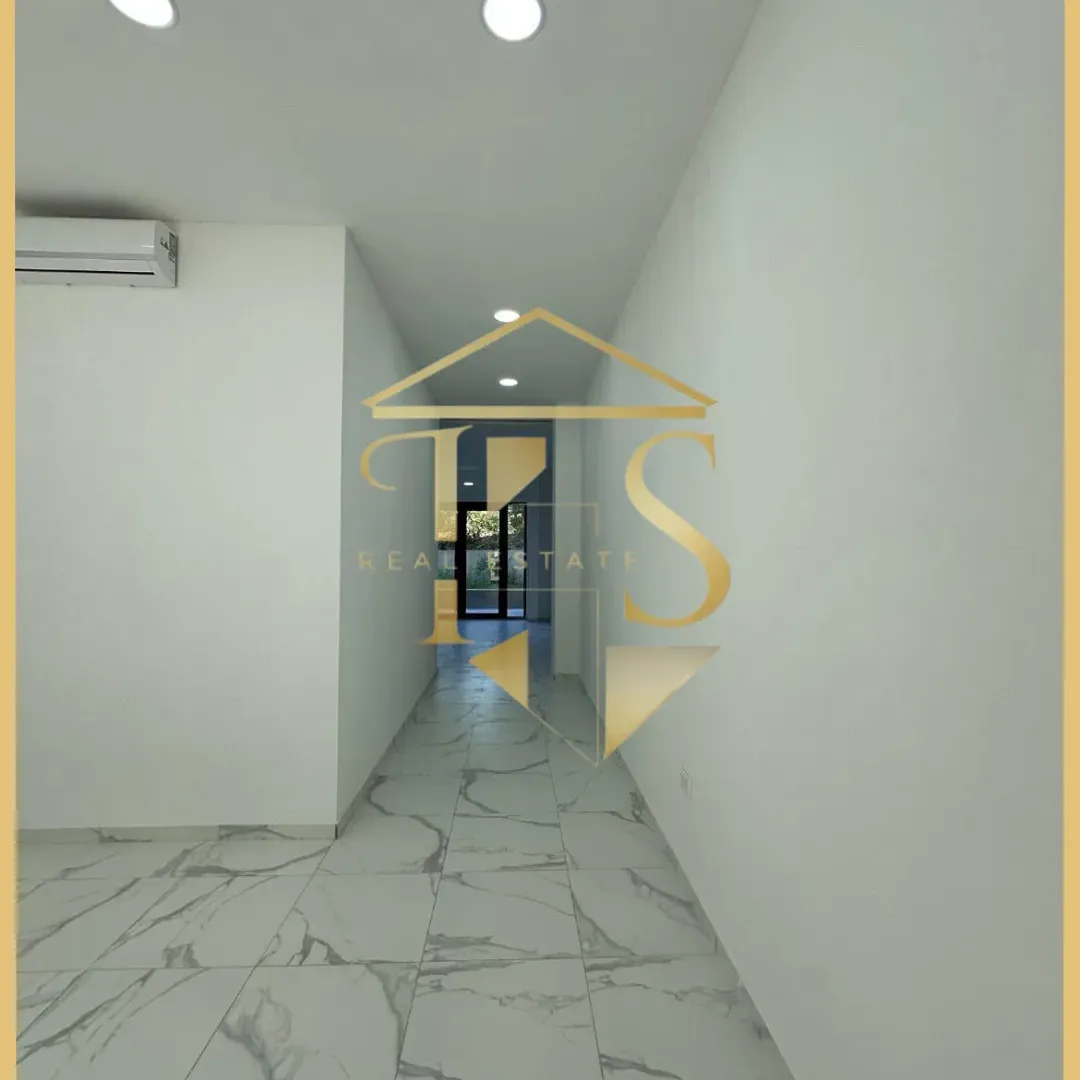Rent, office space, 50m², Seljanovo, Tivat