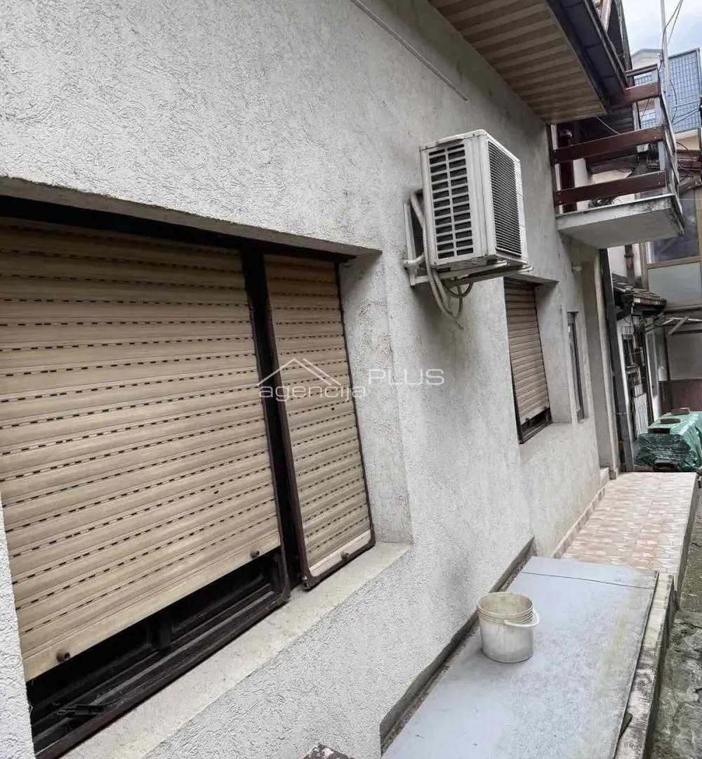 Prodaja, kuća, 80m², Čubura, Beograd