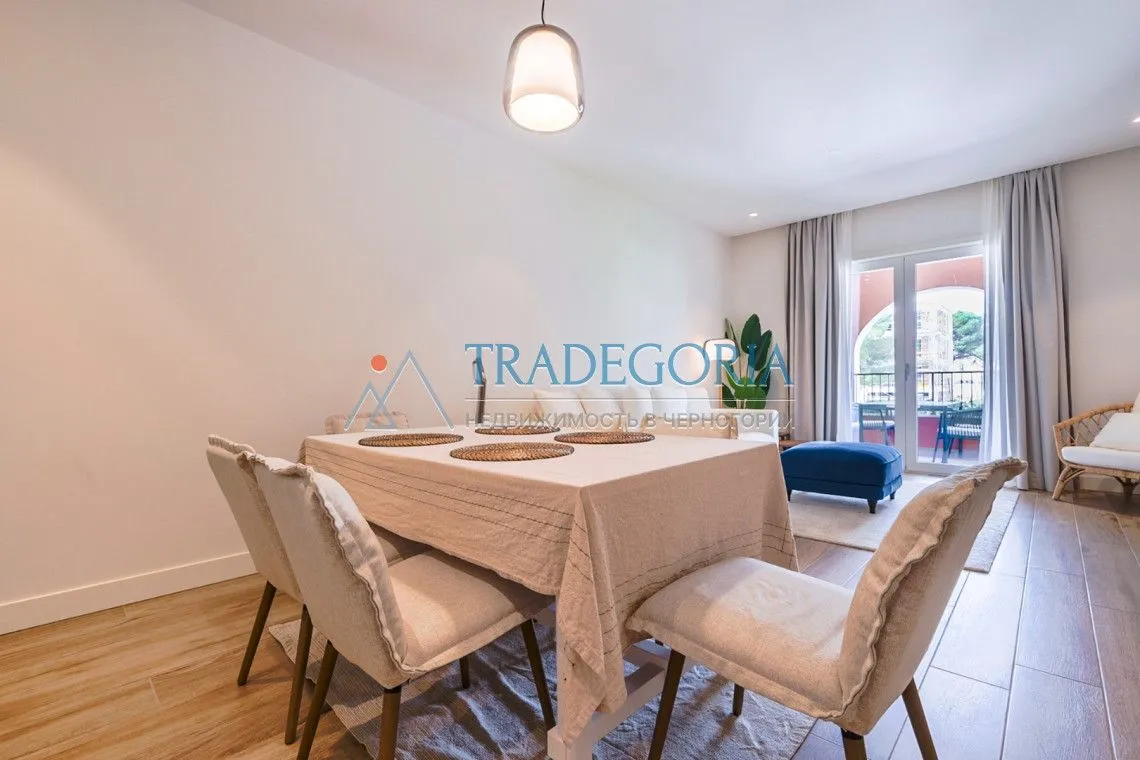 Prodaja, jednosoban stan, 70m², Luštica, Herceg Novi