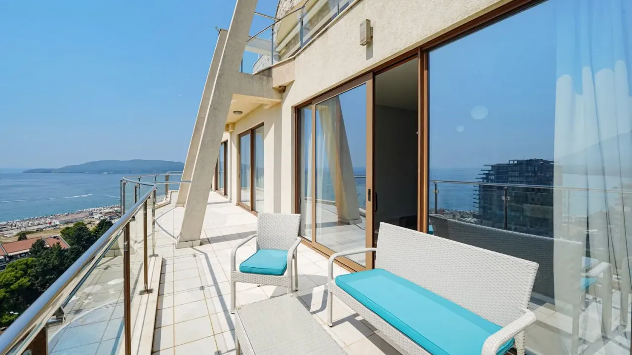 Sale, apartment, 96m², Bečići, Budva