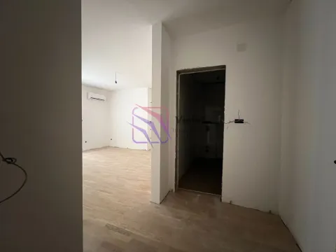 Prodaja, jednosoban stan, 52m², Gorica C, Podgorica - image 7