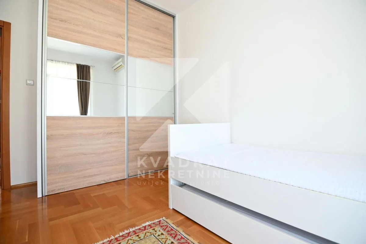 Rent, two bedroom apartment, 66m², Centar, Podgorica