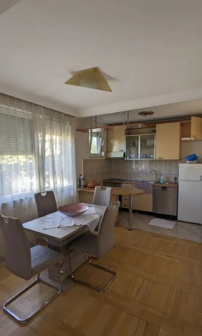 Izdavanje, stan, 55m², Preko Morače, Podgorica