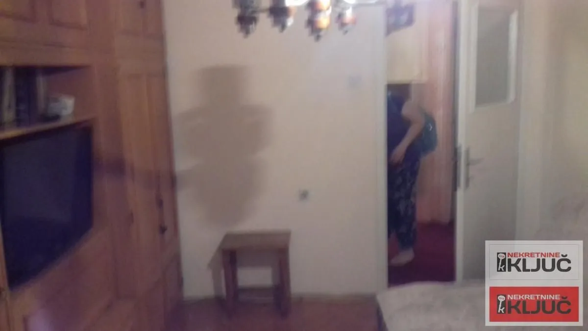 Prodaja, trosoban stan, 86m², Centar, Novi Sad