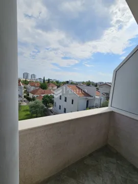 Rent, two bedroom apartment, 70m², Preko Morače, Podgorica - image 8
