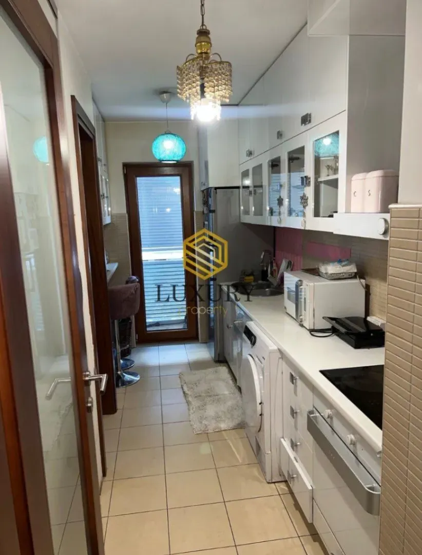 Prodaja, trosoban stan, 120m², Tološka šuma, Podgorica