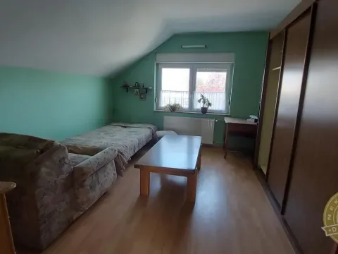 Prodaja, kuća, 340m², Veternik, Novi Sad Sve Podlokacije - image 24