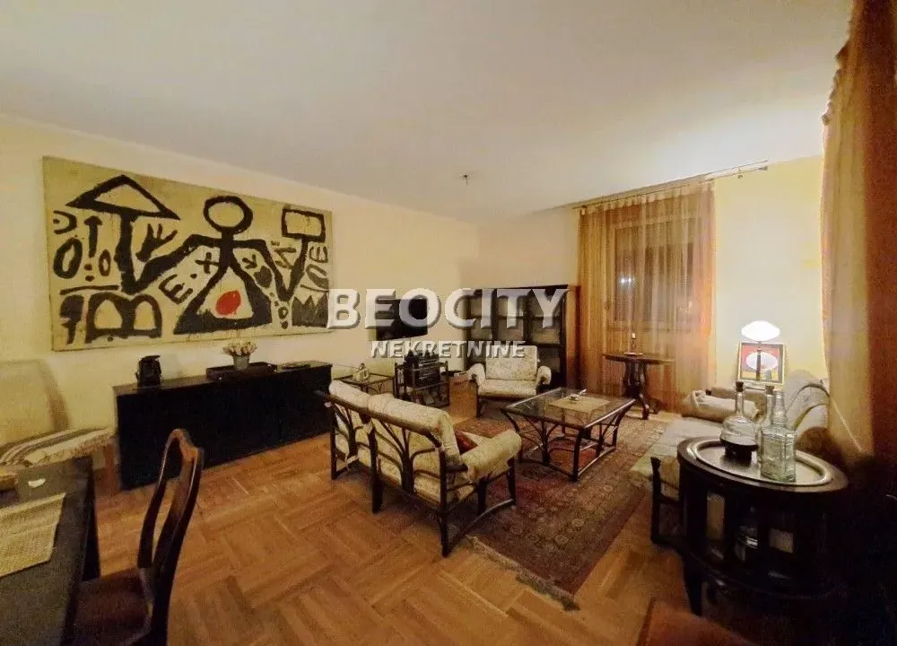 Prodaja, dvosoban stan, 70m², Čubura, Beograd