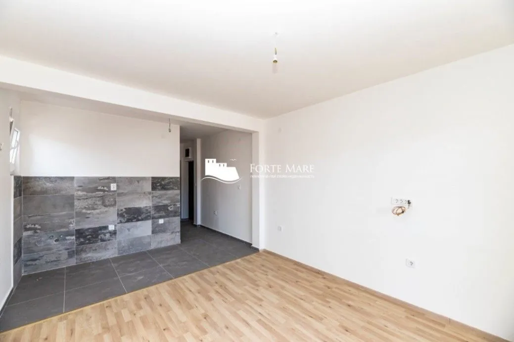 Prodaja, jednosoban stan, 43m², Đenovići, Herceg Novi