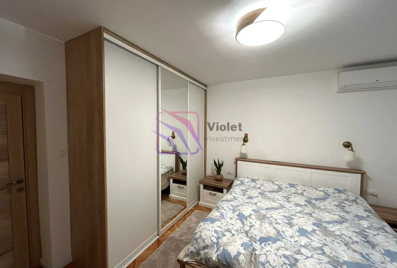 Prodaja, dvosoban stan, 74m², Stara Varoš, Podgorica