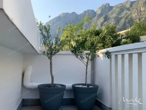 Sale, two bedroom apartment, 63m², Ljuta, Kotor - image 7