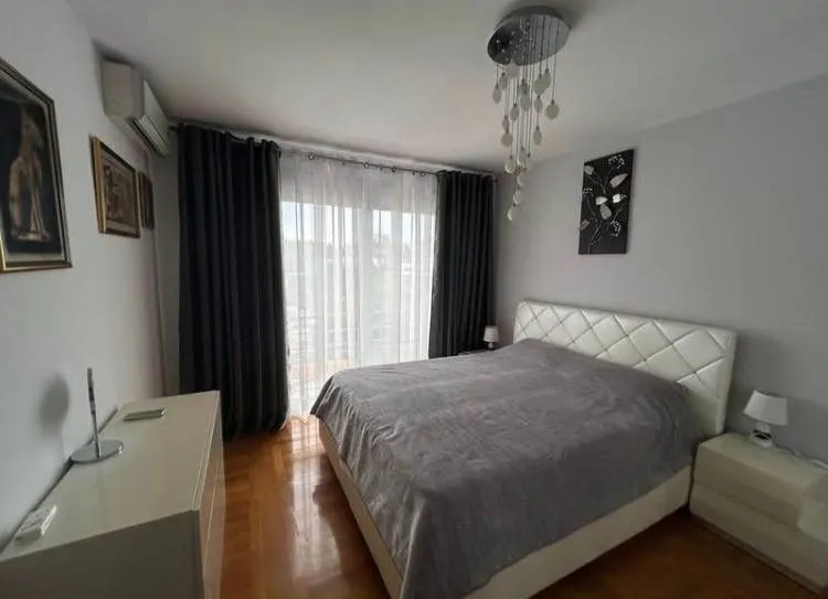 Sale, two bedroom apartment, 84m², Bečići, Budva