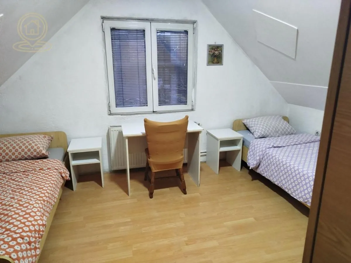 Rent, house, 220m², Bubanj, Kragujevac