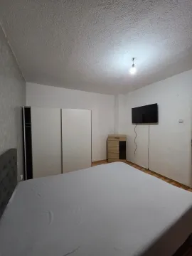 Rent, house, 60m², Stari Aerodrom, Podgorica - image 9