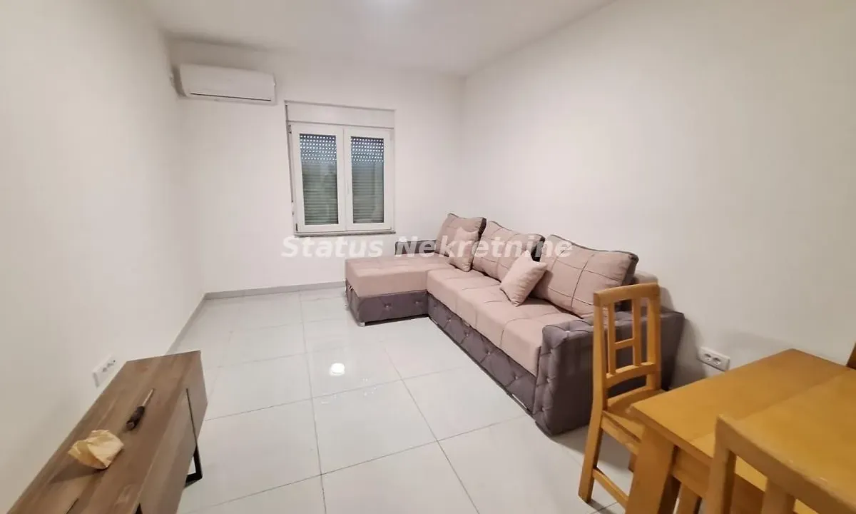 Izdavanje, dvosoban stan, 45m², Petrovaradin, Novi Sad