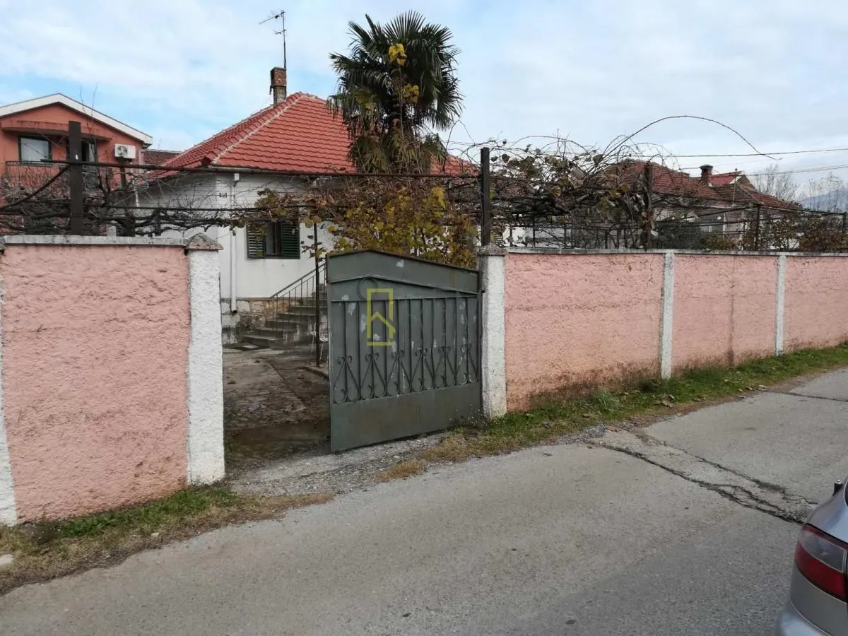 Prodaja, kuća, 150m², Ibričevina, Podgorica