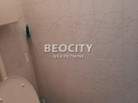 Izdavanje, poslovni prostor, 28m², Centar, Novi Sad - image 2