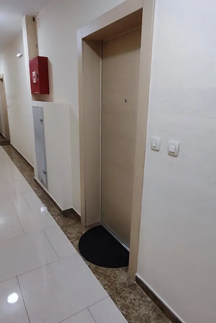 Izdavanje, jednosoban stan, 46m², City Kvart, Podgorica