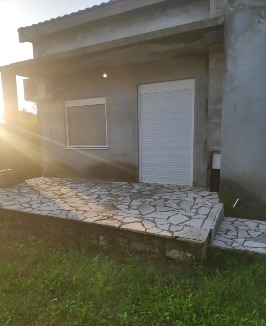 Prodaja, kuća, 130m², Barutana, Podgorica
