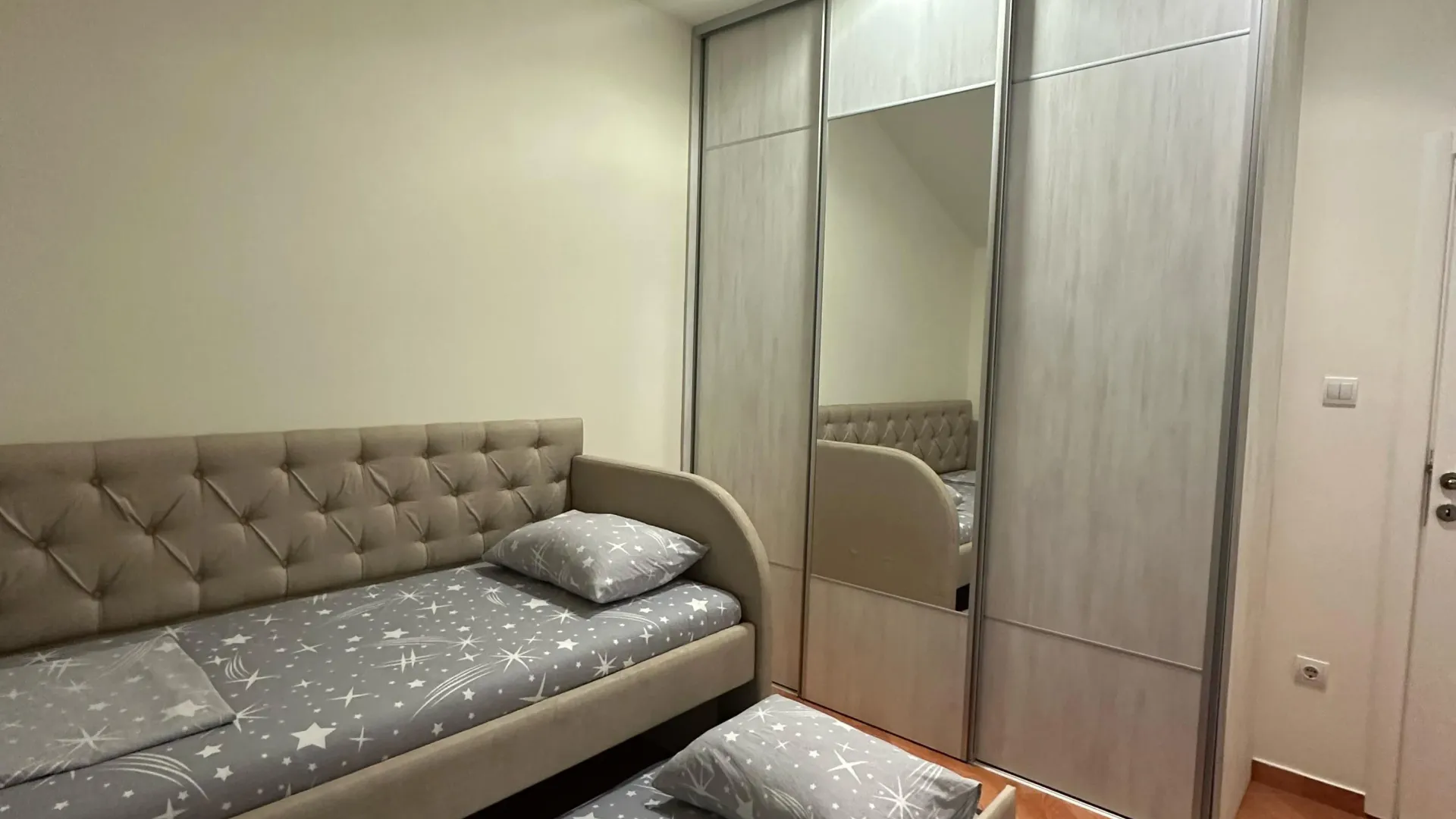 Rent, three bedroom apartment, 130m², Centar, Tivat