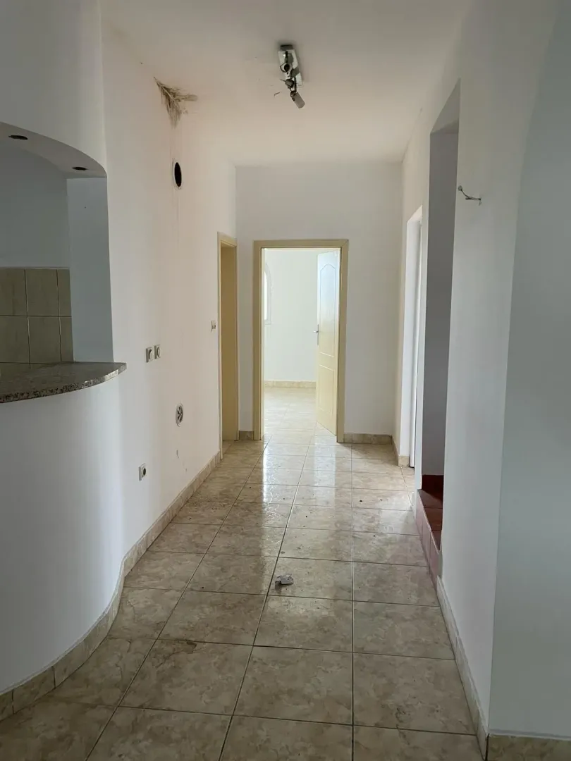Prodaja, kuća, 980m², Podgorica, Crna Gora