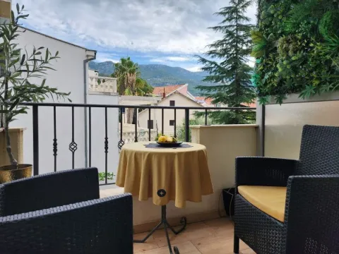 Sale, studio apartment, 21m², Bečići, Budva - image 5