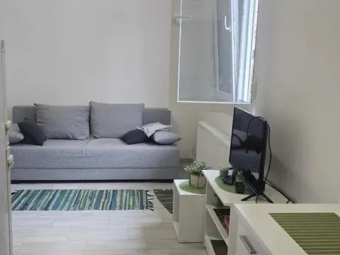 Izdavanje, garsonjera, 22m², Detelinara, Novi Sad Sve Podlokacije - image 6