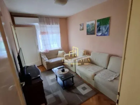 Izdavanje, jednosoban stan, 50m², Oktobarske Revolucije, Podgorica - image 9