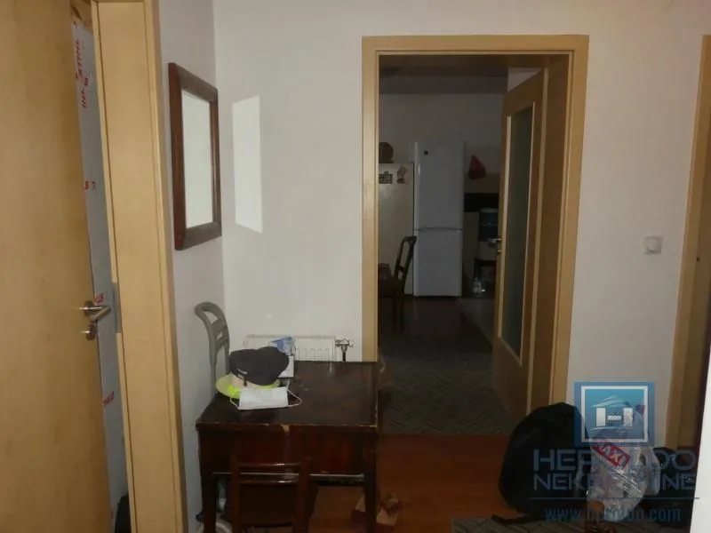 Prodaja, trosoban stan, 62m², Centar, Jagodina
