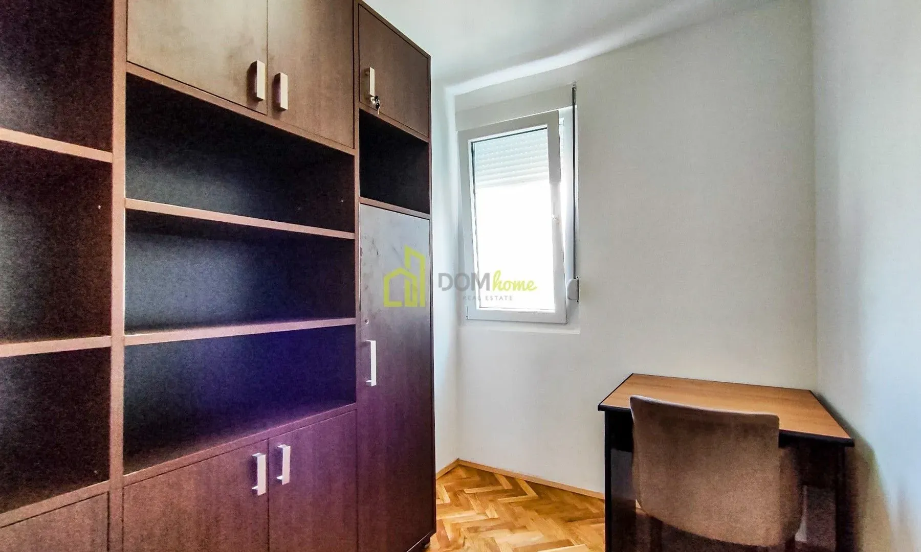 Izdavanje, četvorosoban stan, 95m², Blok 6, Podgorica